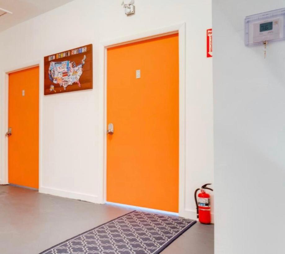 Women Only Rooms - Men Only Rooms - Free Wifi - Coffee Parking - Lockers ميامي المظهر الخارجي الصورة